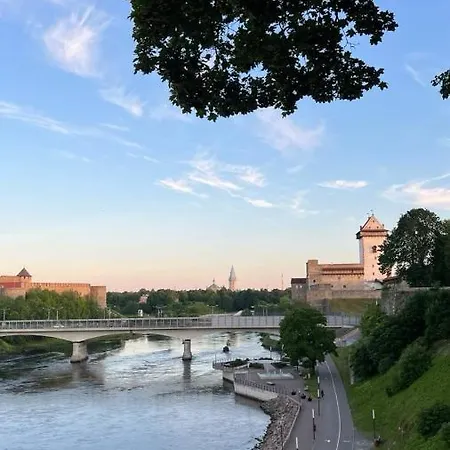 Apartment Location *