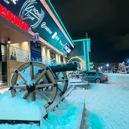 Location * 纳尔瓦